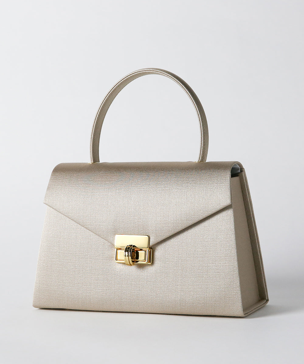 Beldad(ベルダ) 岩佐オフィシャルショップ<フォーマルバッグ・和装バッグ・草履>【公式サイト】