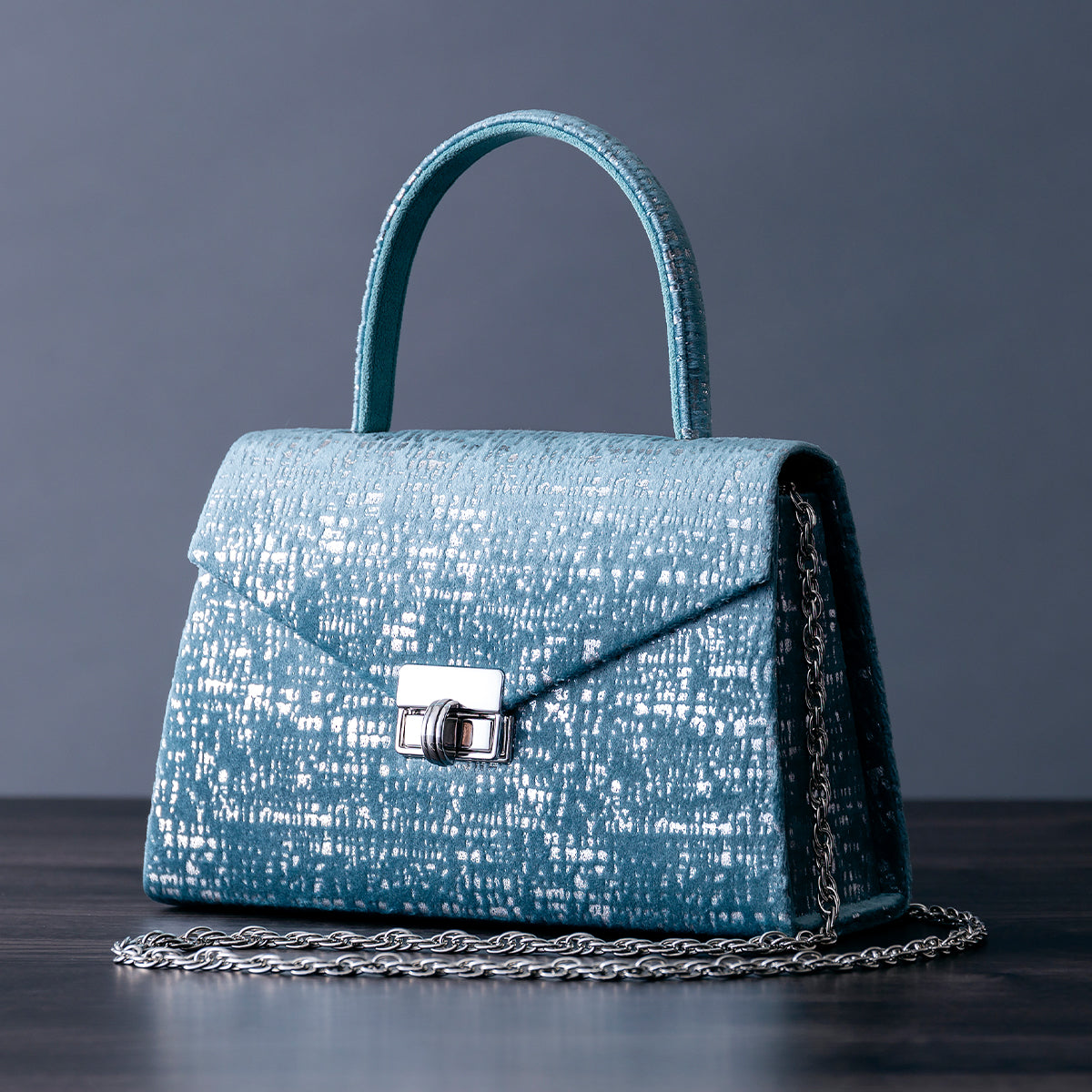 Belinda(ベリンダ) 岩佐オフィシャルショップ<フォーマルバッグ・和装バッグ・草履>【公式サイト】