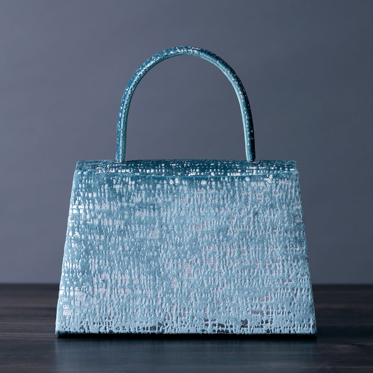 Belinda(ベリンダ) 岩佐オフィシャルショップ<フォーマルバッグ・和装バッグ・草履>【公式サイト】