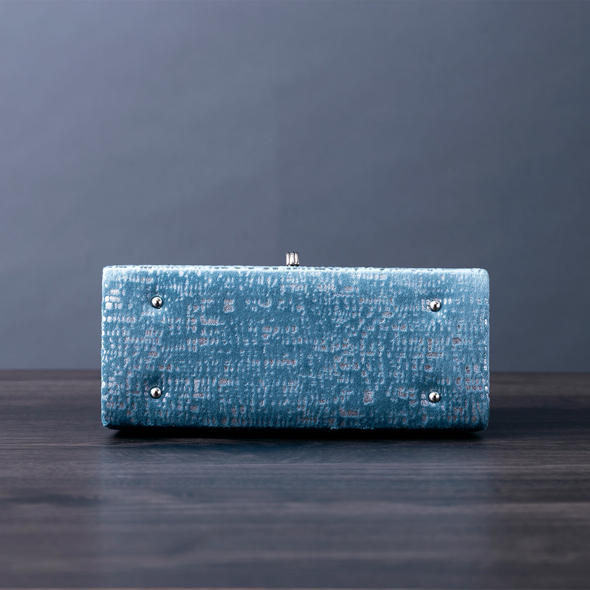 Belinda(ベリンダ) 岩佐オフィシャルショップ<フォーマルバッグ・和装バッグ・草履>【公式サイト】