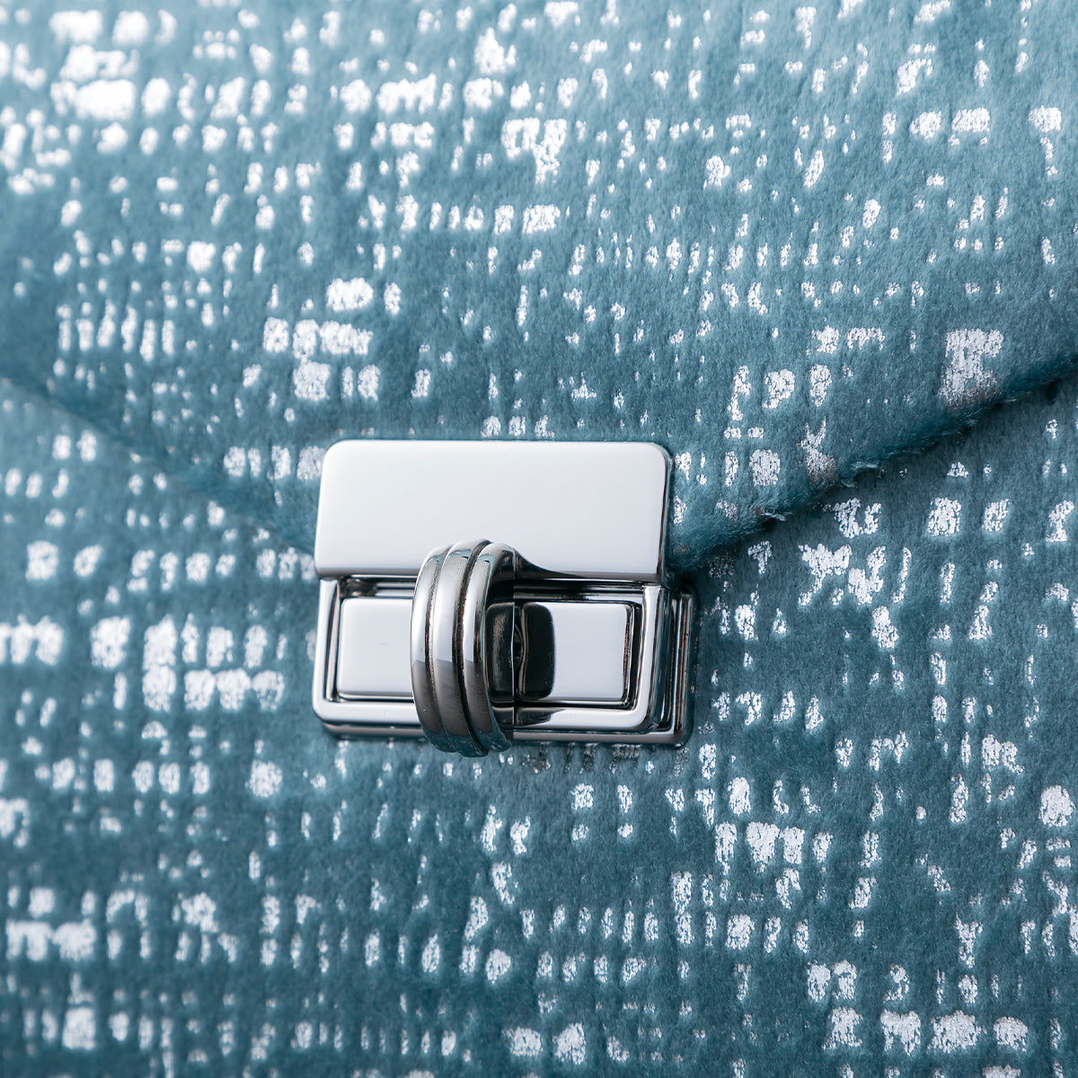 Belinda(ベリンダ) 岩佐オフィシャルショップ<フォーマルバッグ・和装バッグ・草履>【公式サイト】