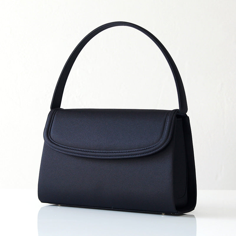 濃紺フォーマルバッグ