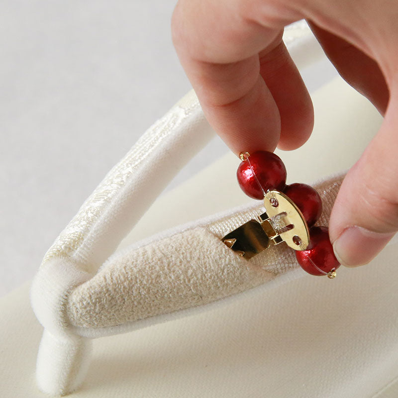 3粒コットンパール|小砂モデル 岩佐オフィシャルショップ<フォーマルバッグ・和装バッグ・草履>【公式サイト】