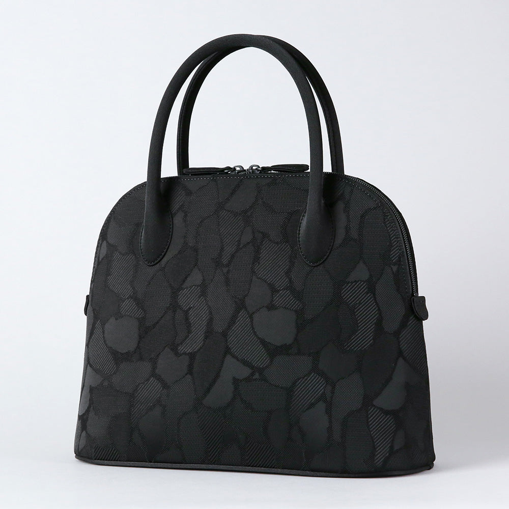 タッセル付き米沢織ラウンドファスナーバッグ