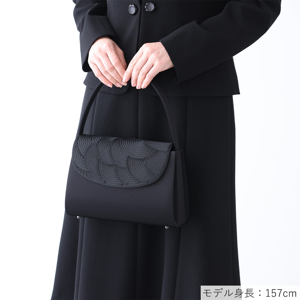 Cord embroidery formal bag with built-in magnet