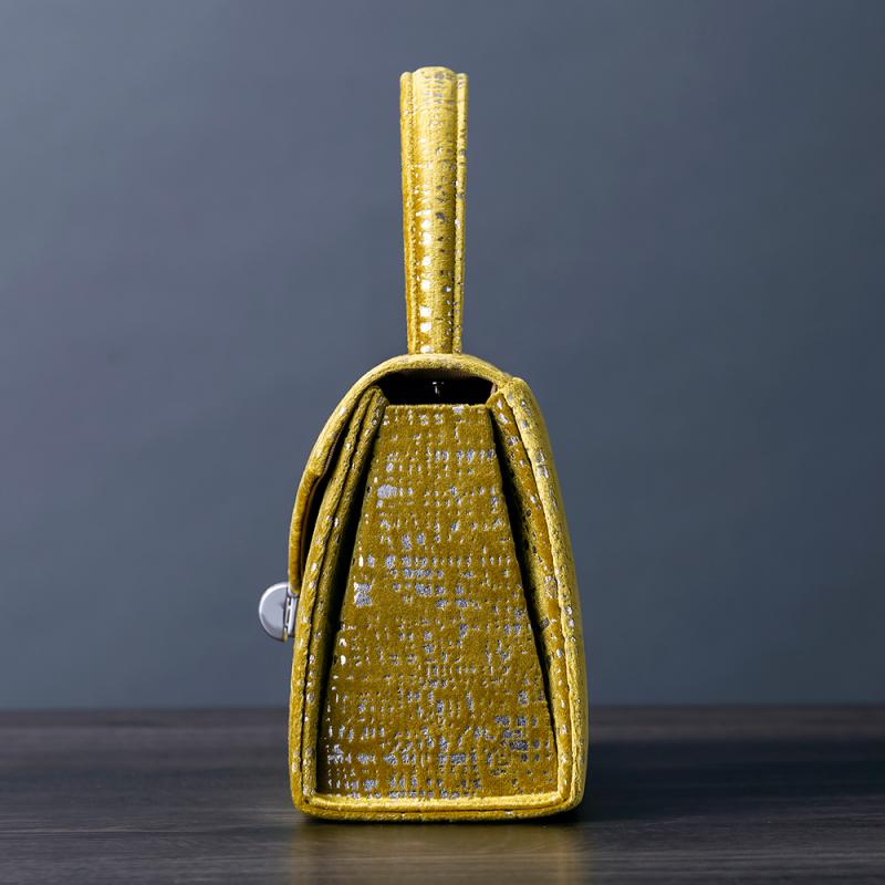 Belinda(ベリンダ) 岩佐オフィシャルショップ<フォーマルバッグ・和装バッグ・草履>【公式サイト】