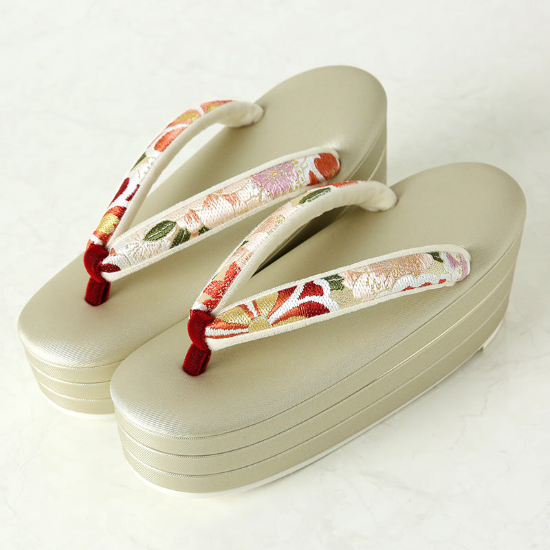 振袖用草履バッグセット 「桜花組亀甲」