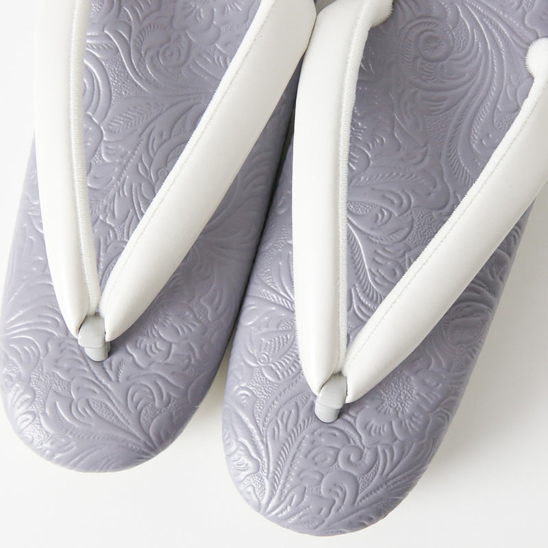 Zori sandals | Embossed chinoiserie