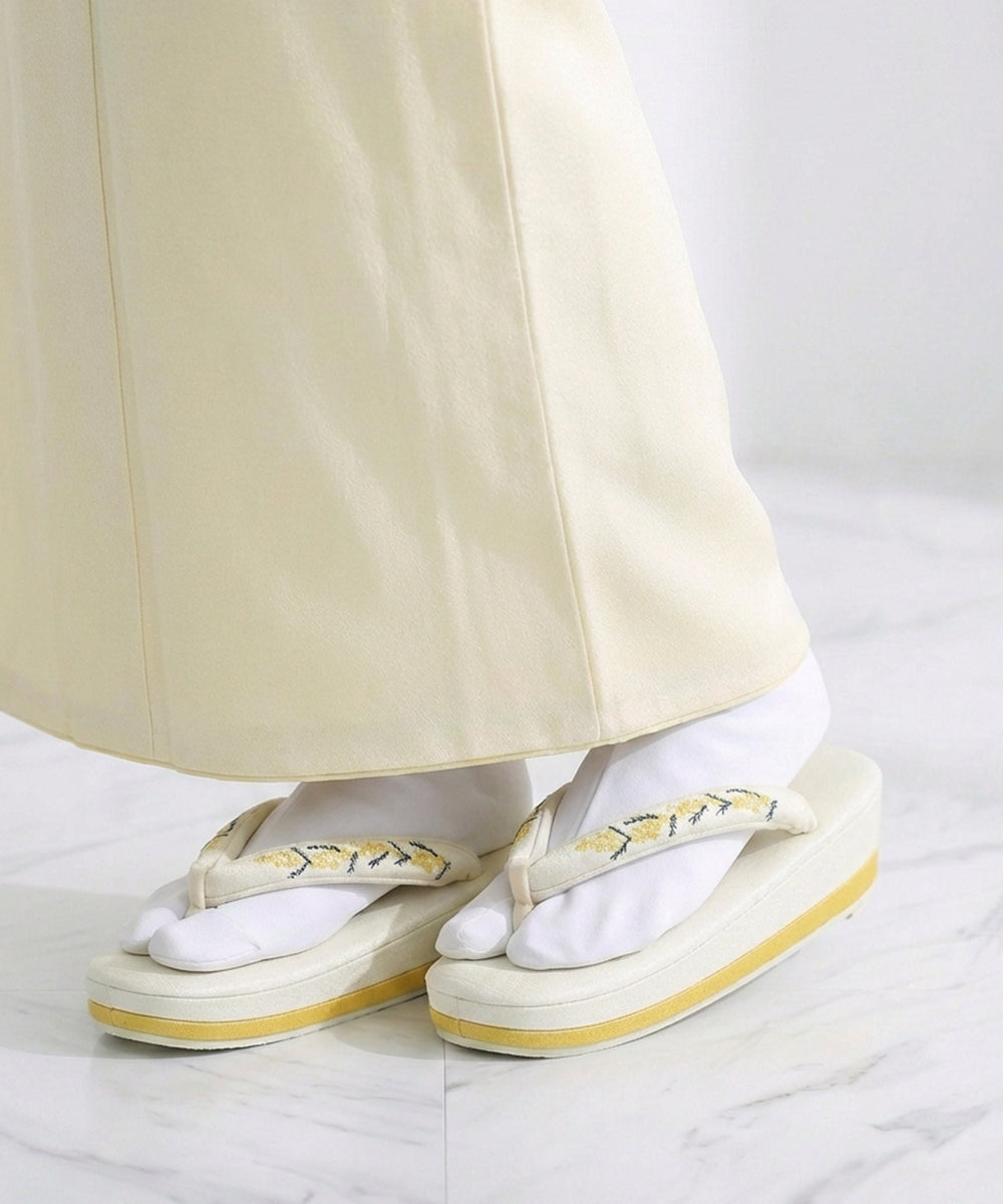 Zori sandals | Mimosa embroidered sandals | Sunao model