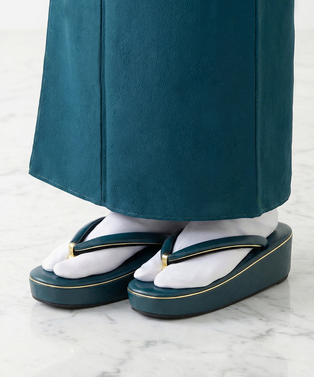 草履｜ゴールドラインが映えるモダンな格子柄