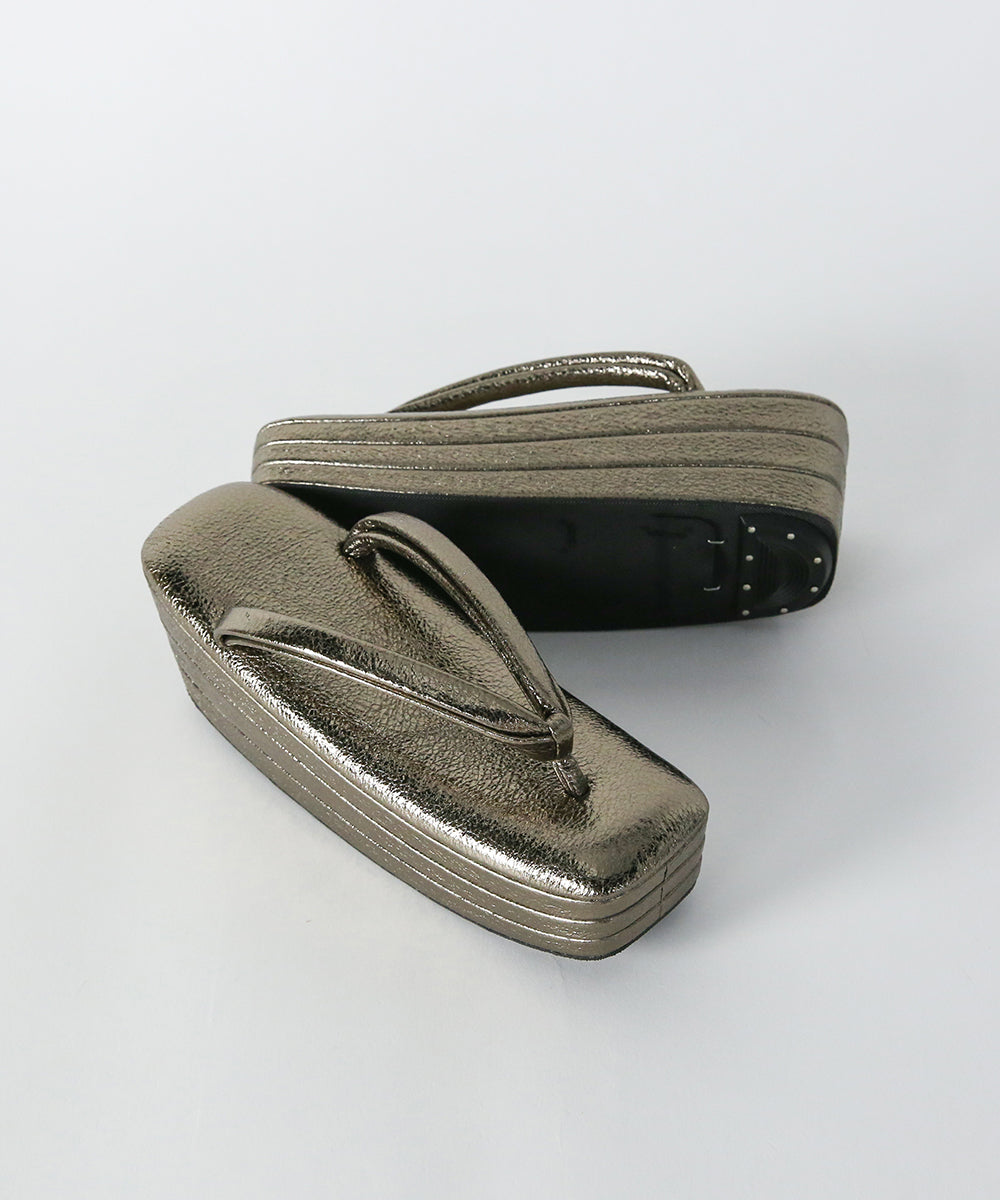 ■金鷲本舗■ 本革 草履 ３枚芯 草履 Mサイズ ki-18 草履｜本革スクエア三段