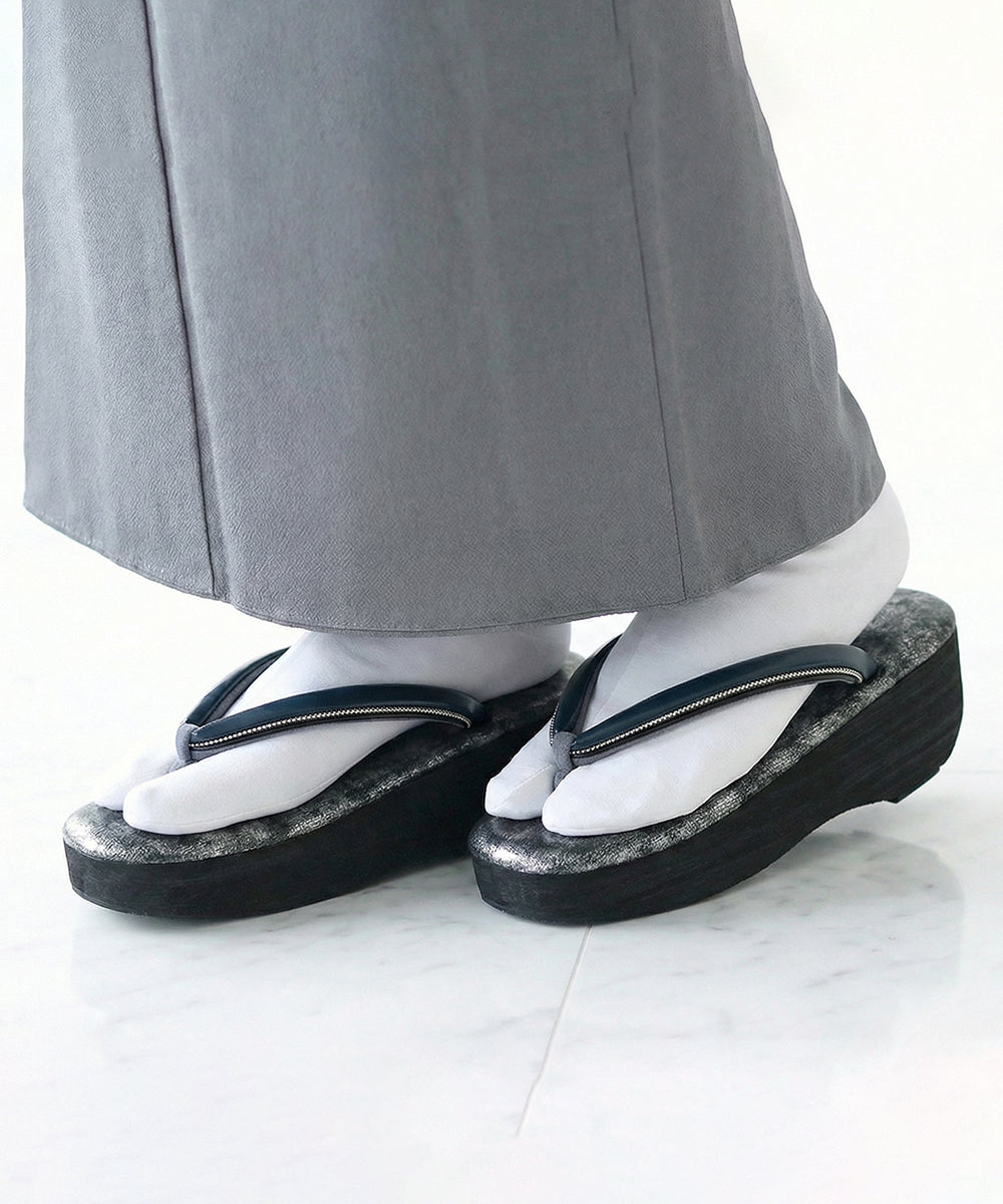 草履｜IWASA×カレンブロッソ ぼかし柄ビーズレール（ブラック）