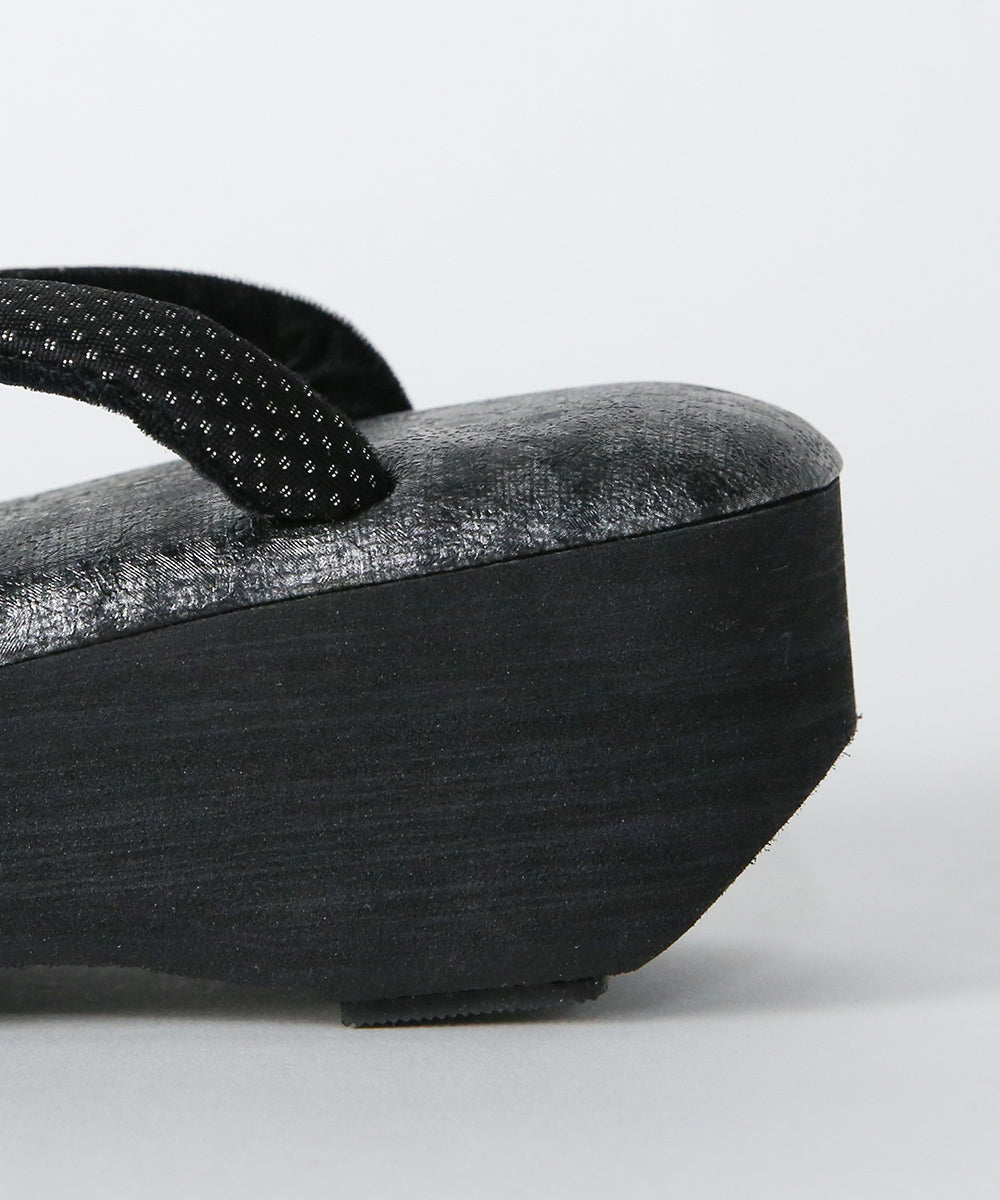 即納品｜草履｜IWASA×カレンブロッソ　ぼかし柄　博多織鼻緒（ブラック）