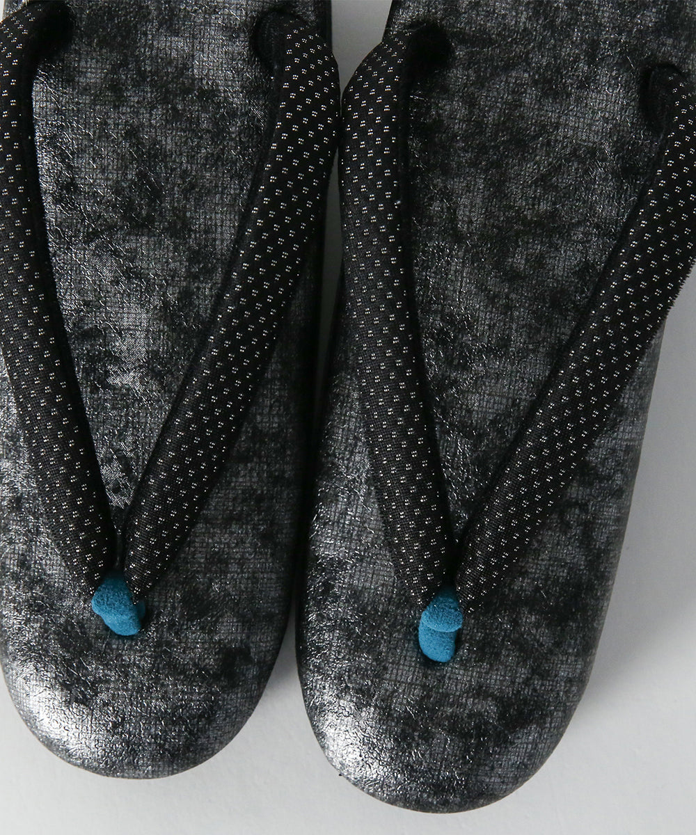 即納品｜草履｜IWASA×カレンブロッソ　ぼかし柄　博多織鼻緒（ブラック）