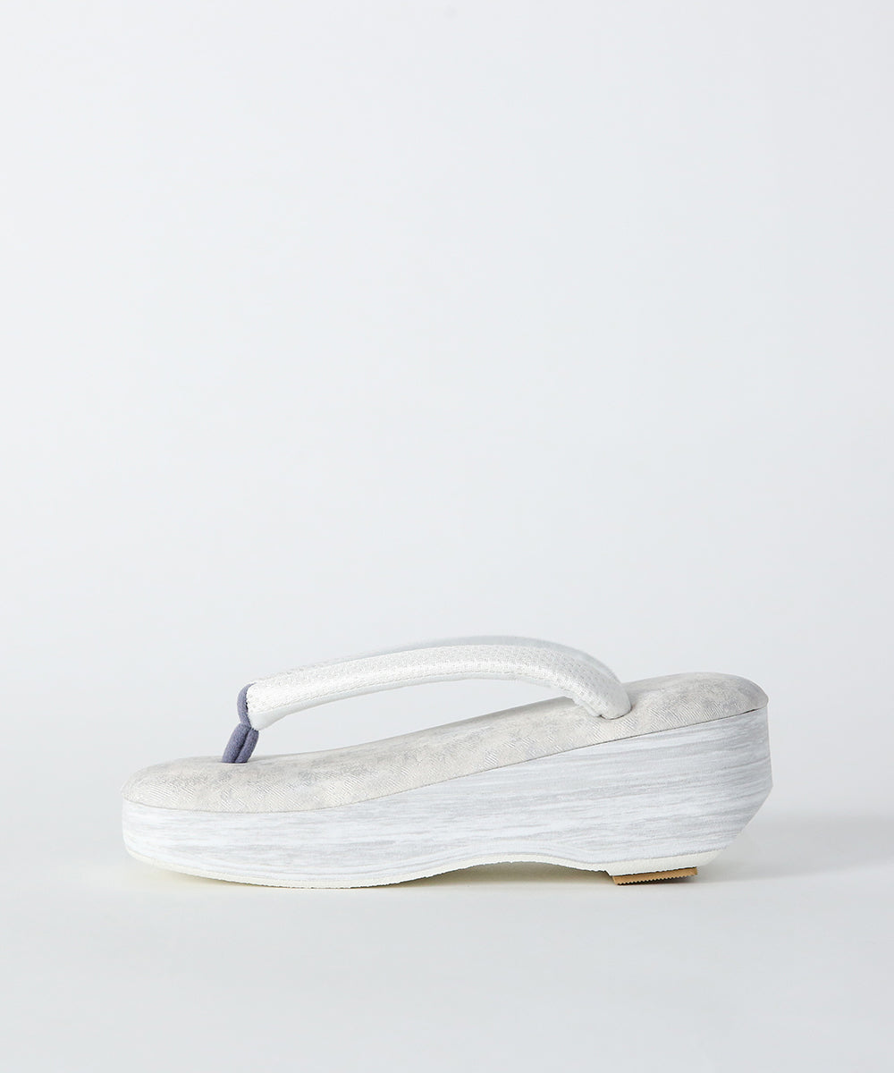 即納品｜草履｜IWASA×カレンブロッソ　ぼかし柄　博多織鼻緒（ライトグレー）