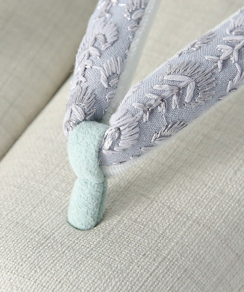 草履｜インド刺繍鼻緒の草履