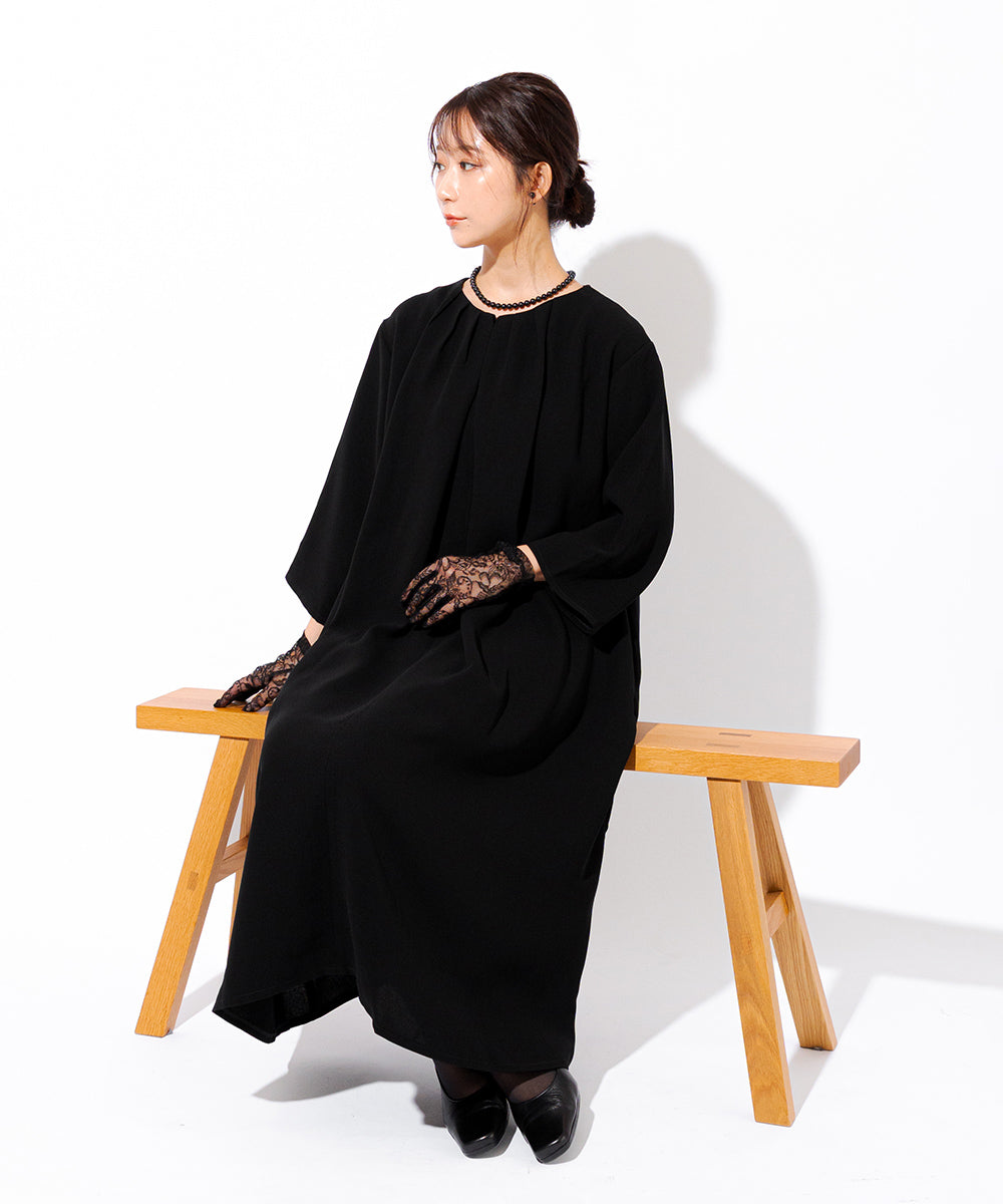 未使用タグ付き✨PLEATS PLEASE ワンピース ブラック ドット 2203225n0003_1.jpg