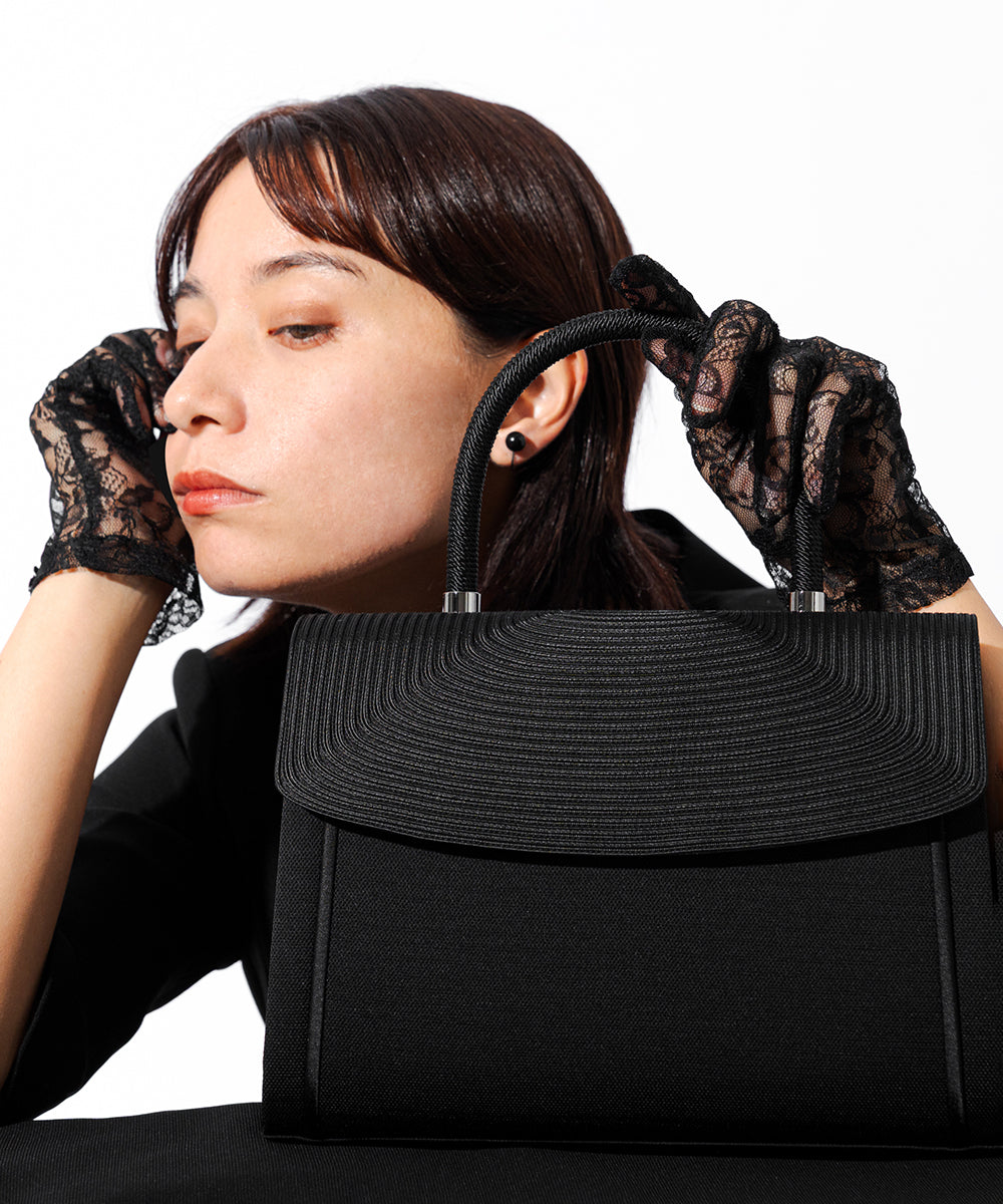 YUMI KATSURA｜コード刺繍ブラックフォーマルバッグ