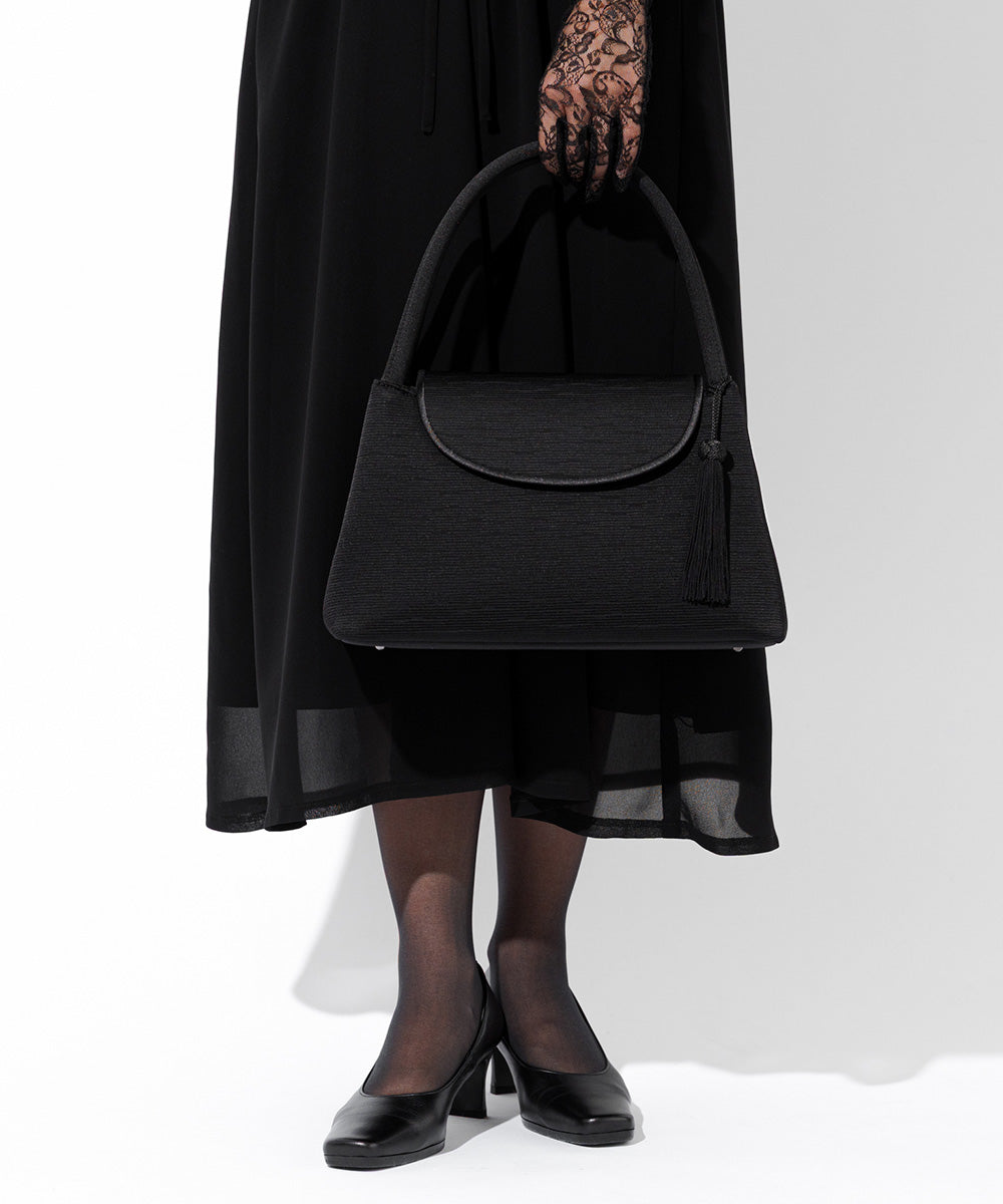 タッセル付き米沢織ソフトフォーマルバッグ