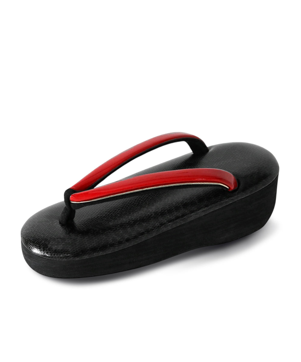 【予約】草履｜IWASA×カレンブロッソ　パイソン柄メタルレール（ブラック）