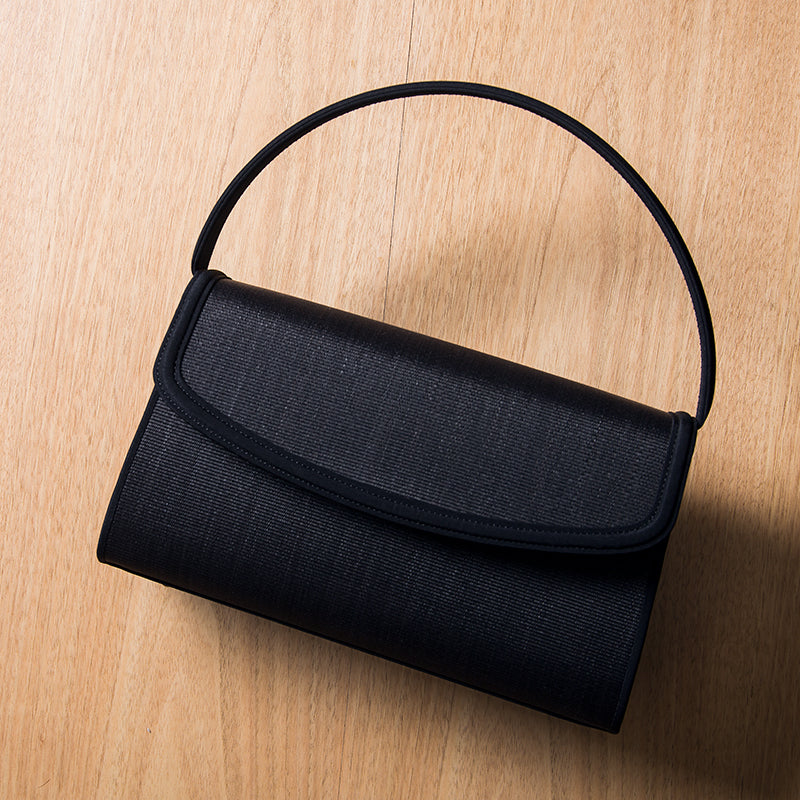 Horsehair formal bag &lt;with gold fittings for both congratulations and condolences/horizontal type&gt;