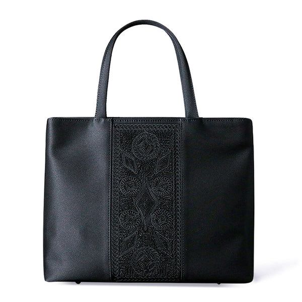 Cord embroidery switching tote bag