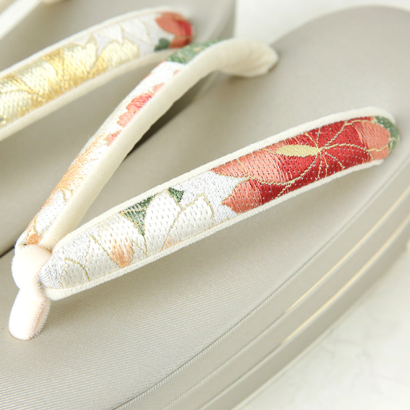 【感謝祭5%OFF】振袖用草履バッグセット　「四季彩雪輪」